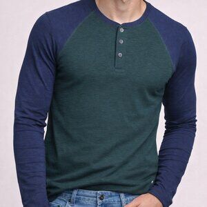 TAILOR VINTAGE Men's Navy Blue/Green Long Sleeve Airotec Henley Shirt-Small NWT